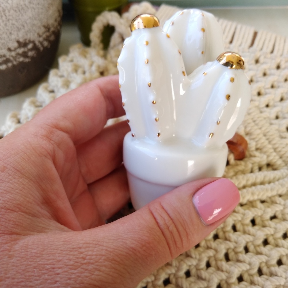 Ceramic cactus white and gold 3 cacti in pot